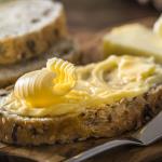 Fakten über Butter, die das Frühstück weniger attraktiv machen